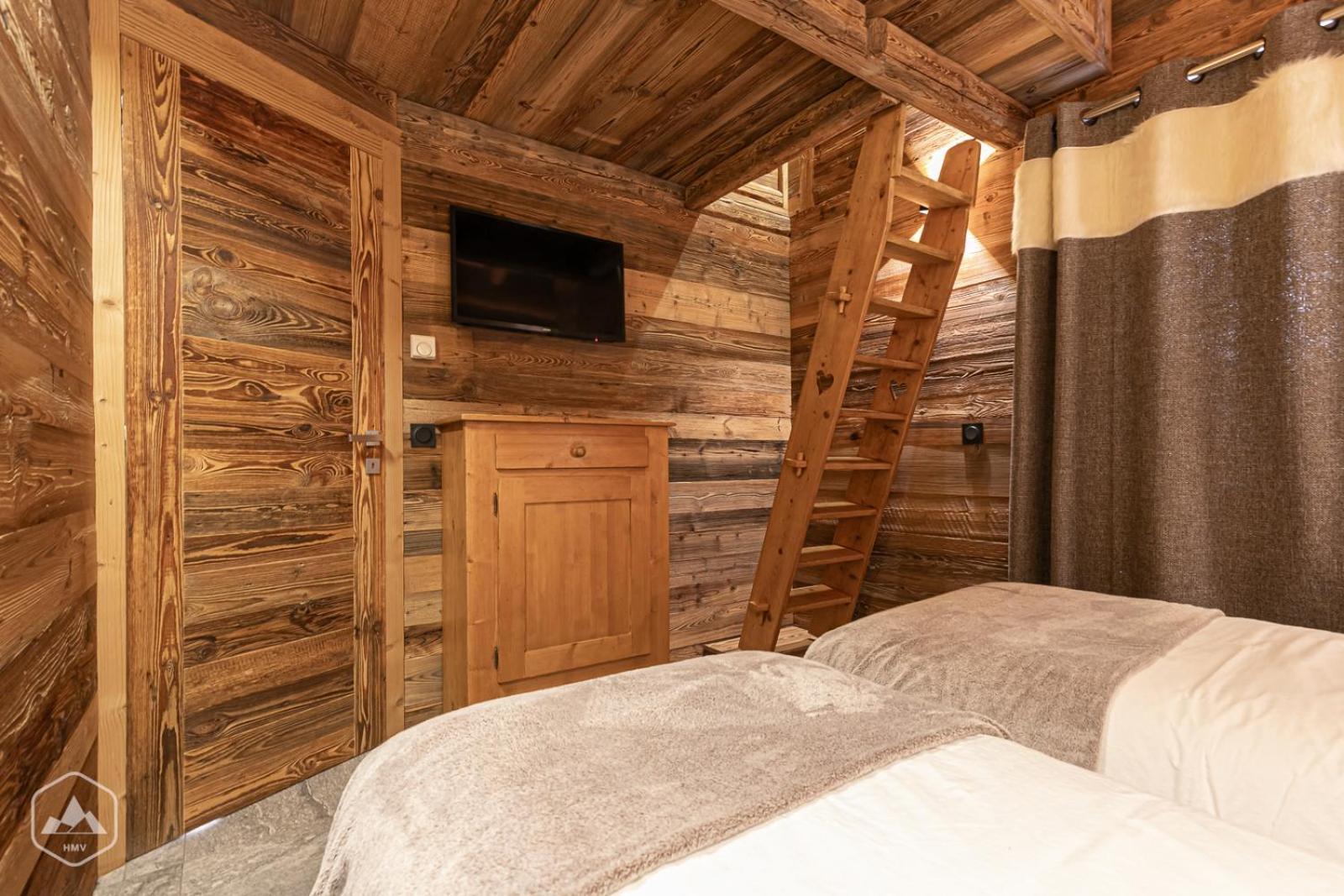 Chalet Les Cocales Residence Sejour Et Nuitees B&B - Appartement Pin Cembro Bessans Exterior foto